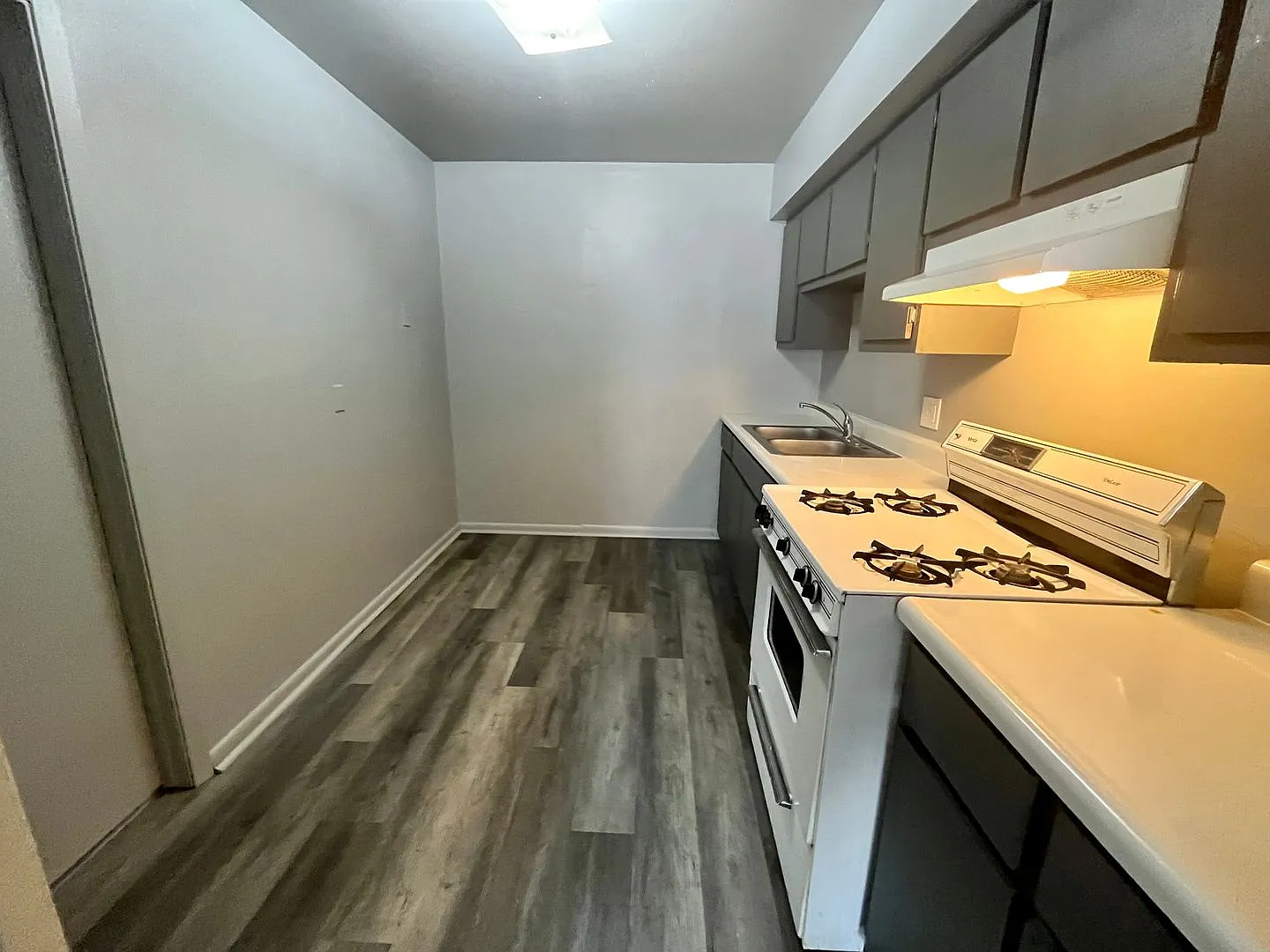 Redman Avenue 4616 — Photo 4