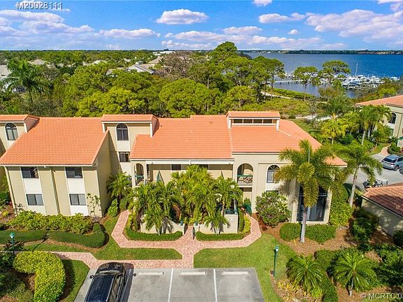 2nd image of 2512 NW Seagrass Dr #6B
