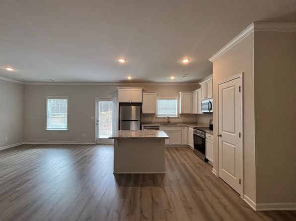 156 Orchard Reserve Dr #F43