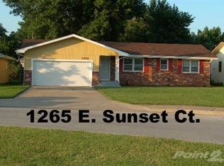 1265 E Sunset Ct, Springfield, MO 65804
