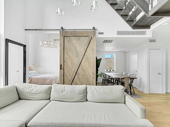 4th image of 153 Manhattan Ave Penthouse B
