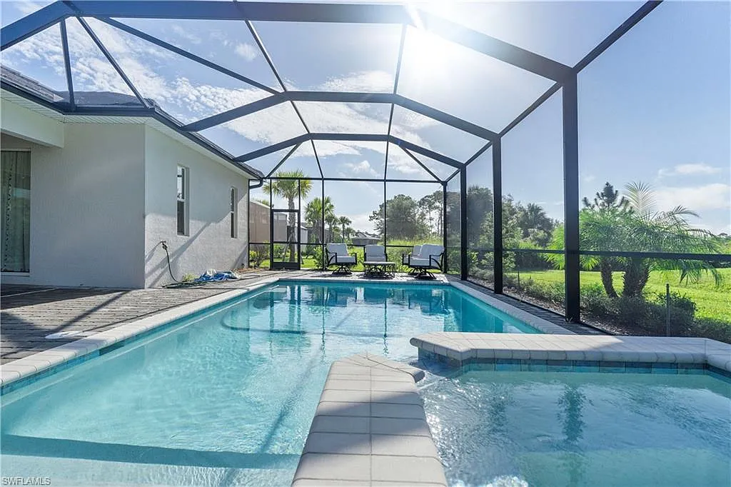 4 bed, 3.0 bath, 2245 sqft, $5,500 — Photo 1