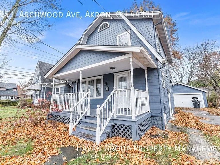 485 E Archwood Ave — Photo 2