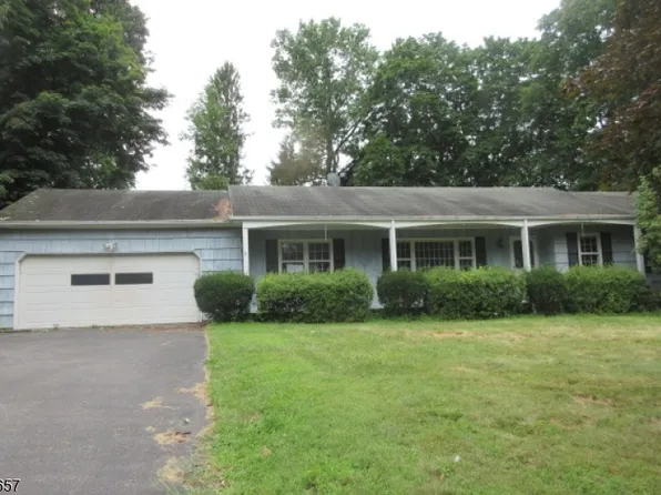 3 Mine Hill Rd, Washington Twp., NJ 07882