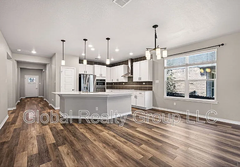 4610 Sebastian Oak — Photo 18