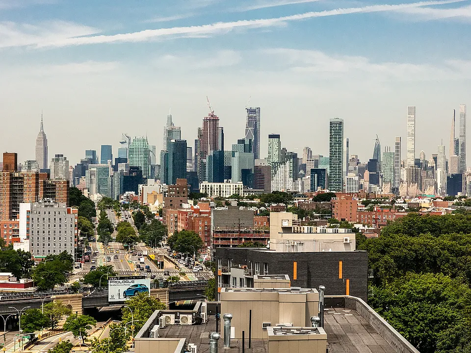 72-01 Queens Blvd #1112