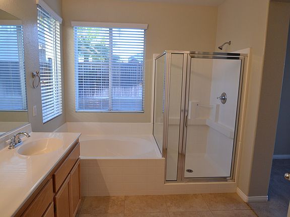 3rd image of 7521 Vista Montana Pl