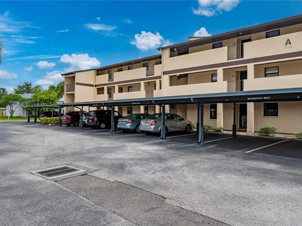 2395 Harbor Blvd APT 310, Pt Charlotte, FL 33952