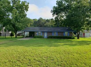 1227 Old Bell Lake Rd, Douglas, GA 31535