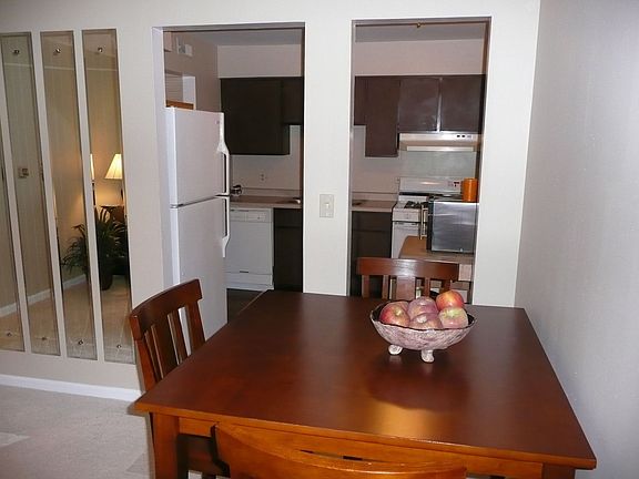 5th image of 5400 Carriageway Dr APT 112