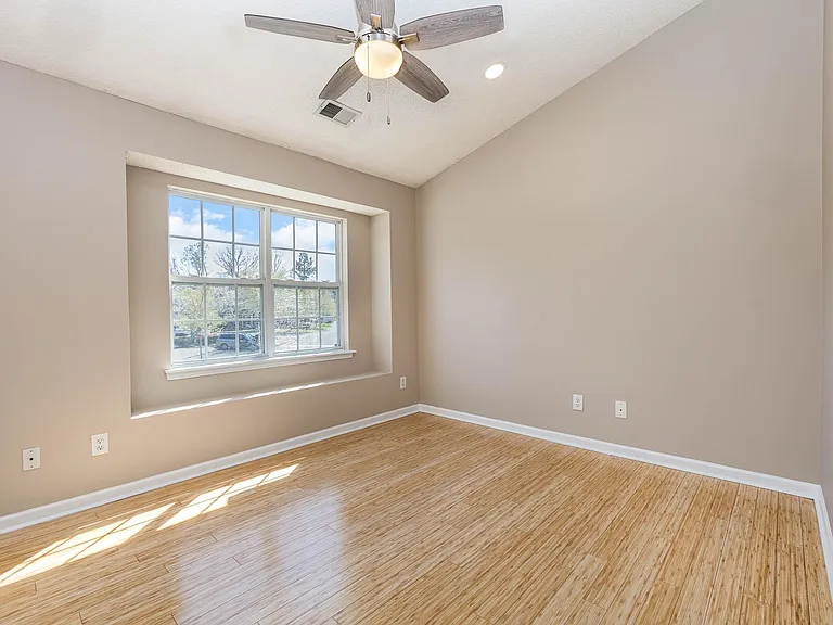 2118 Preakness Ct — Photo 10