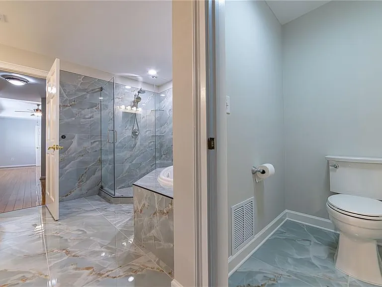 3275 Lenox Rd NE #214 — Photo 39