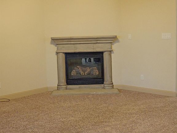 3rd image of 12529 Black Hills Dr