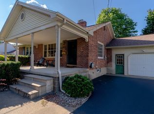 1018 Tollgate Ln, Schenectady, NY 12303