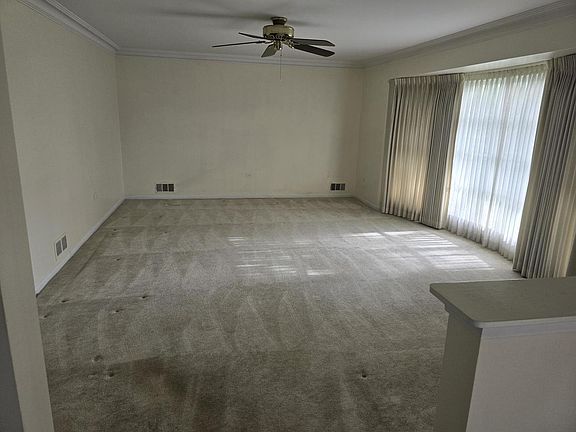 5th image of 10212 S Tripp Ave