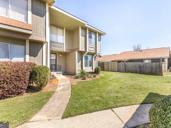 127 Stoneridge Dr, Warner Robins, GA 31088