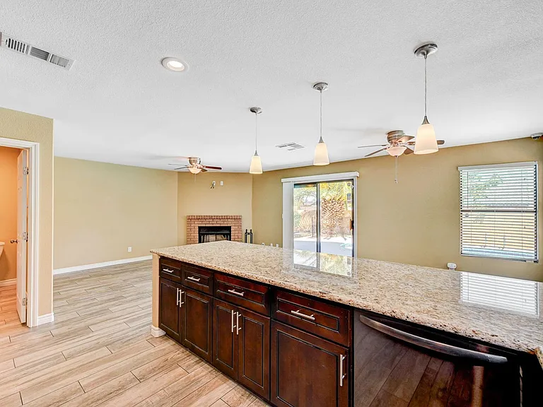 3949 Rhine Way — Photo 24