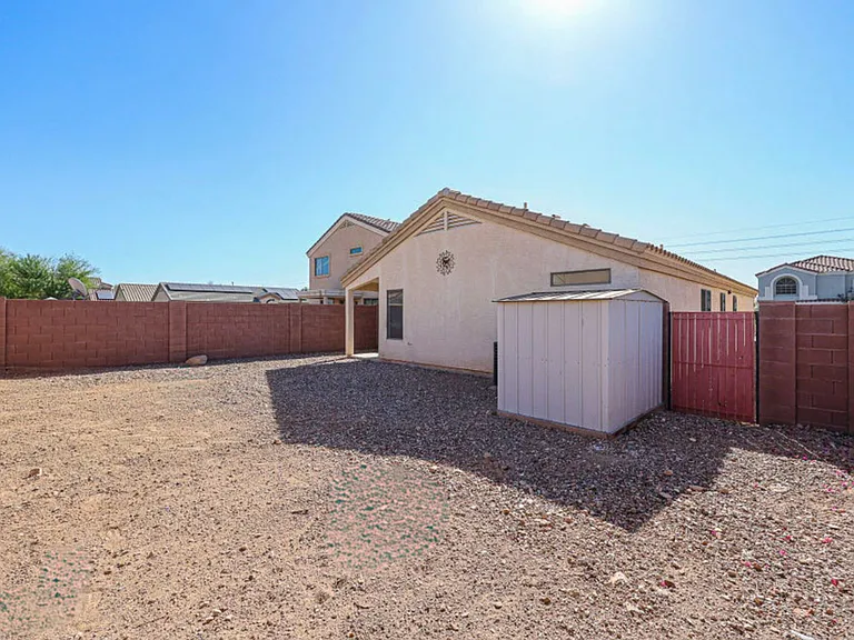 23928 W Desert Bloom St — Photo 32