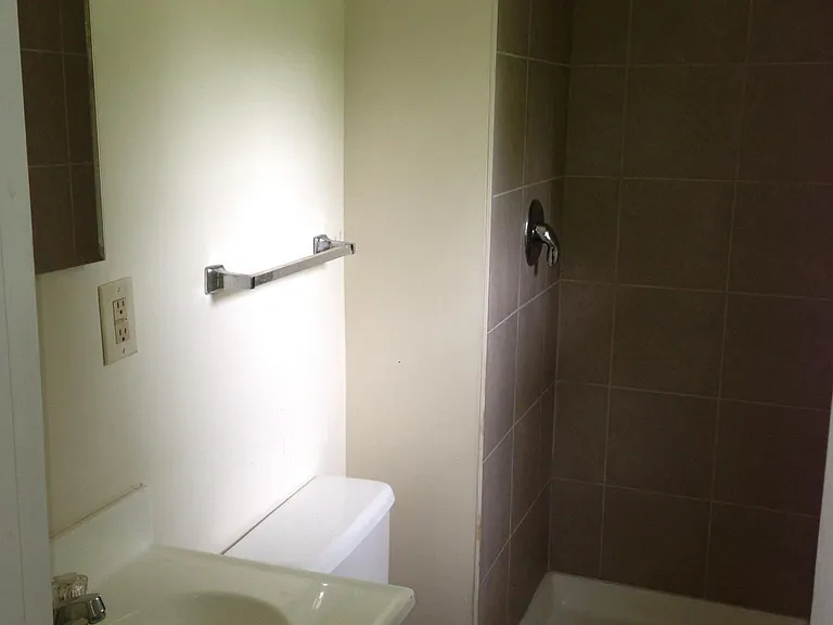 8503 Staghorn Dr — Photo 5