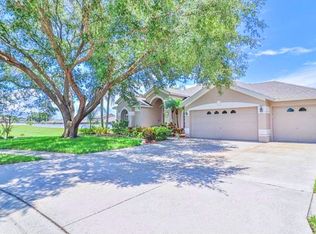 1842 S Ridge Dr, Valrico, FL 33594