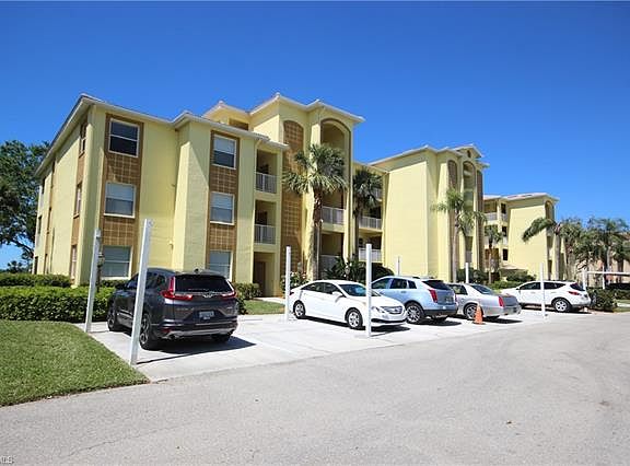 2nd image of 9450 Highland Woods Blvd Unit 6303