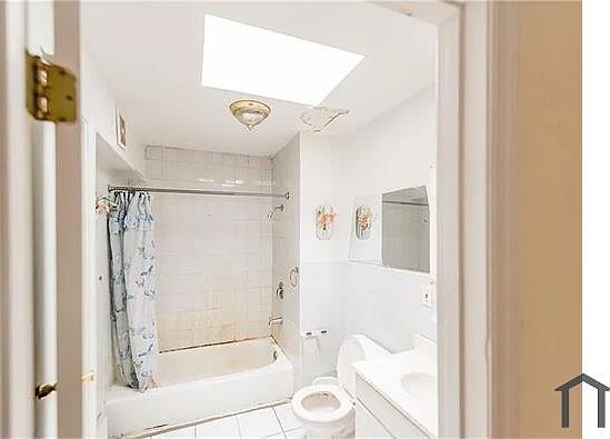 5th image of 2400 Bronx Park E #1B