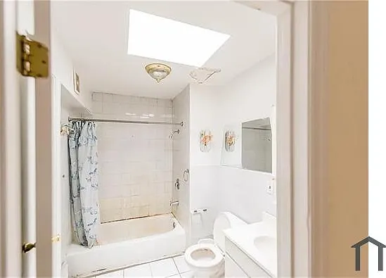 2400 Bronx Park E #1B — Photo 5