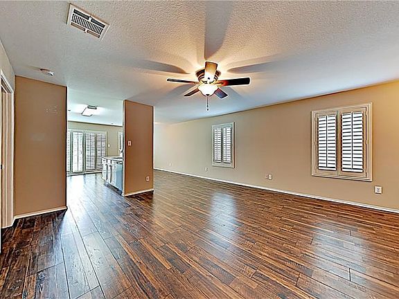 5th image of 1800 Village Park Trl