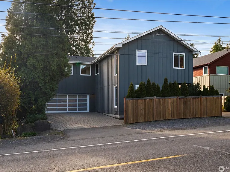 10317 Sand Point Way NE — Photo 29