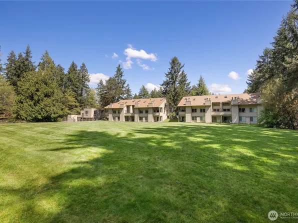 4401 145th Avenue NE #J6, Bellevue, WA 98007