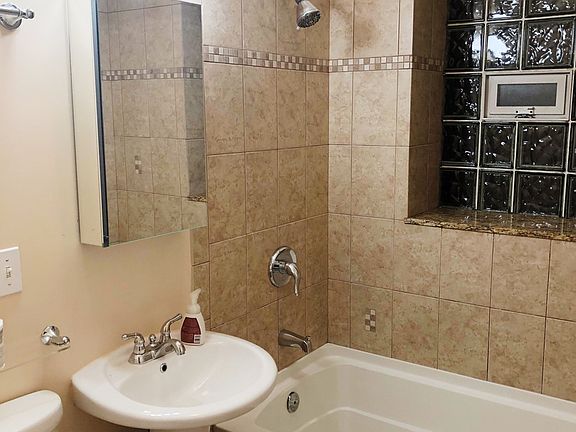5th image of 4956 W Parker Ave #1