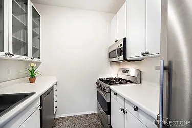 Rented by City Connections Realty