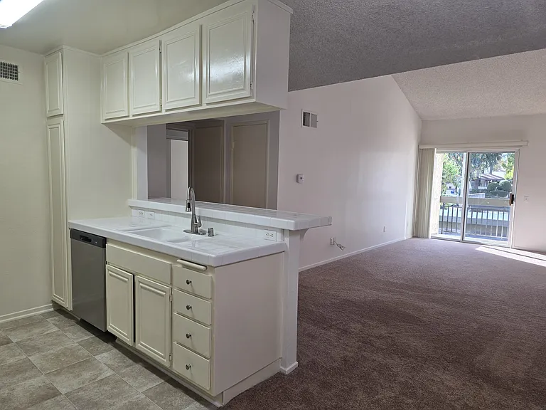 24518 W Nicklaus Dr #O-16 — Photo 2