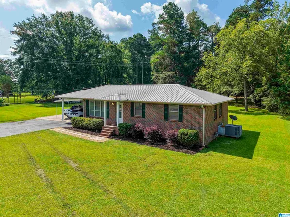 936 Pinewood Ave, Bessemer, AL 35023