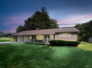 9242 Sixty Rd, Phoenix, NY 13135