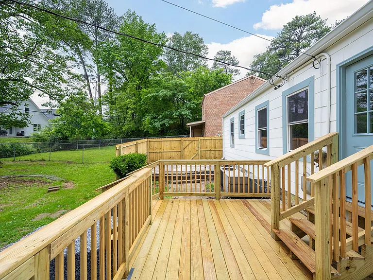 165 Hunt Ave — Photo 19