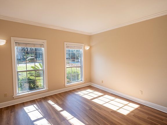 4th image of 1304 Peacefield Pl