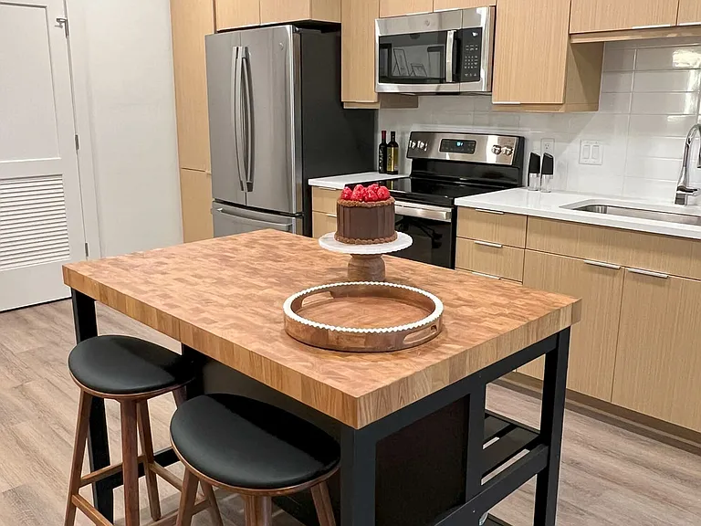 The Grandeur | Kitchen-Dining Room