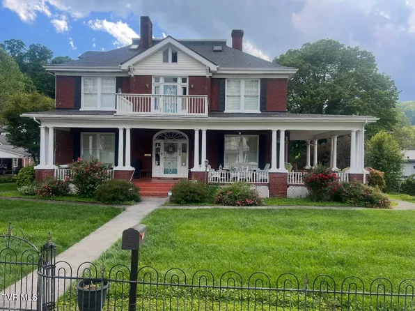 414 Kilbourne Ave, Appalachia, VA 24216