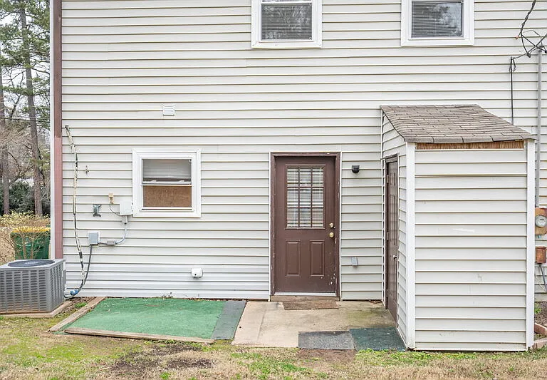 114 Bentley Pkwy #B — Photo 19