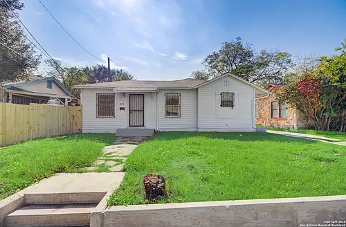 1622 Gorman St Photo 1