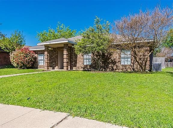 3rd image of 3415 Orchid Ln