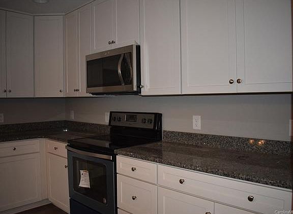 4th image of 105 Pinewood Dr