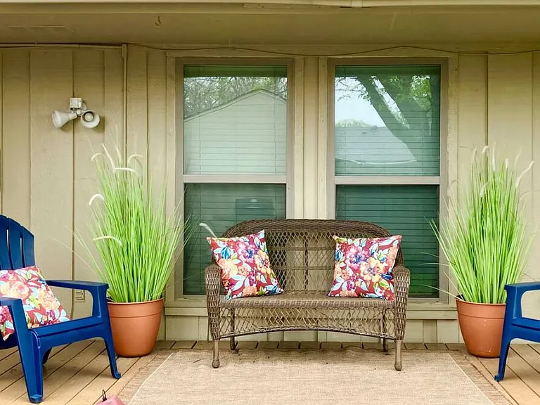3817 Crater Lake Ct — Photo 6