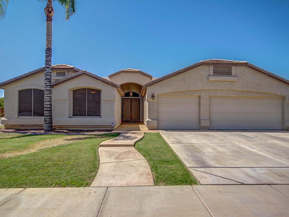 1st image of 949 E Gail Dr