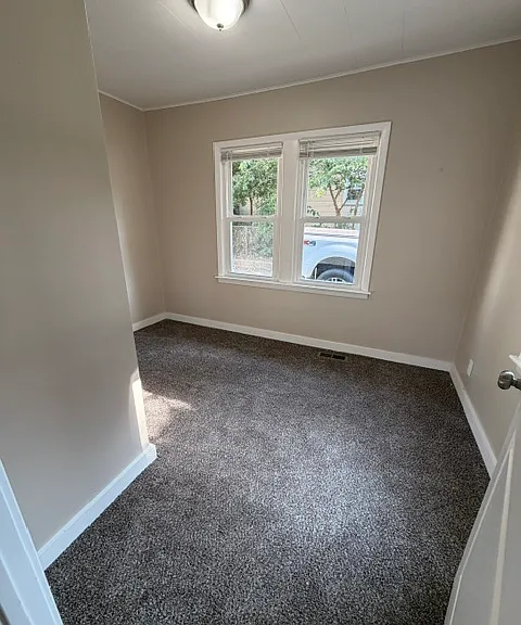 2722 SE Wisconsin Ave — Photo 10