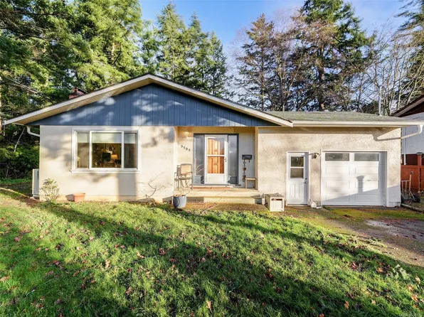 9589 Waxwing Pl, Sidney, BC V8L 2S9