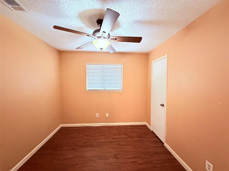 6503 Columbia Oaks Ct #A — Photo 18