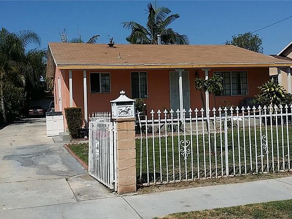 2nd image of 3519 Athol St