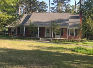 506 Card Dr, Lufkin, TX 75901